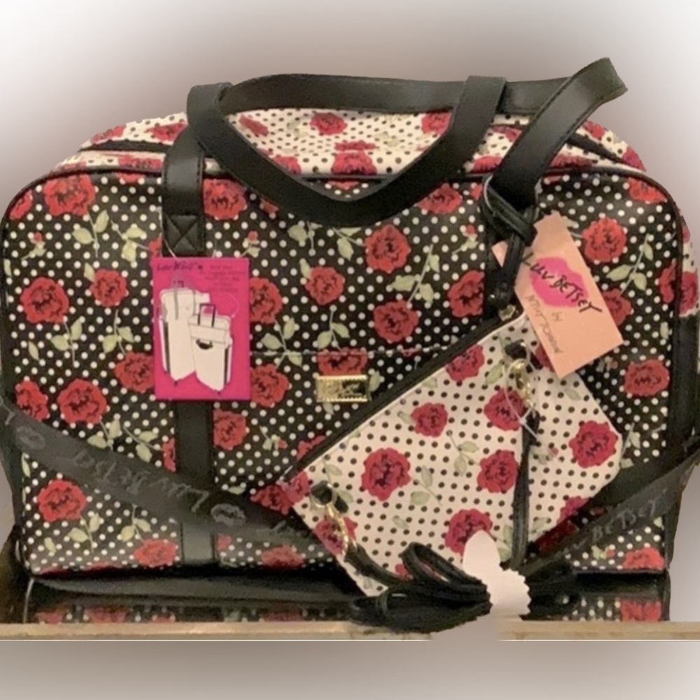 Betsey Johnson Weekender Bag and Crossbody Bag set NWT - Picture 9 of 16